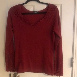 🌻maroon sweater